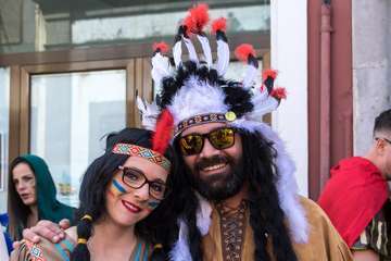 El Carnaval 'okupa' las calles del casco antiguo de la capital (Foto José Francisco Fernández Belda)